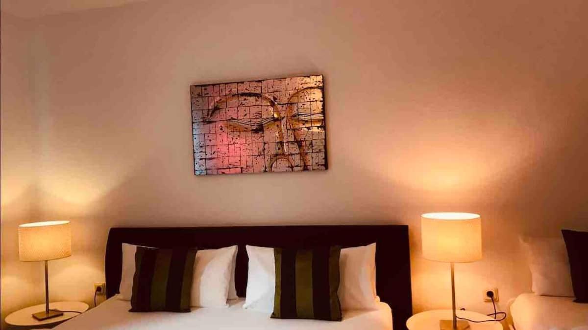 Schoene Grosse Wohnung 2 Schlafzimmer Bis 6 Pax Naehe Stadion Signal Iduna ドルトムント エクステリア 写真